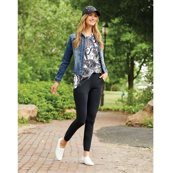 Coco + Carmen Gabrielle Jogger Pant | Black | XXL - Picture 5 of 7